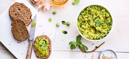 Houmous de petits pois à la menthe