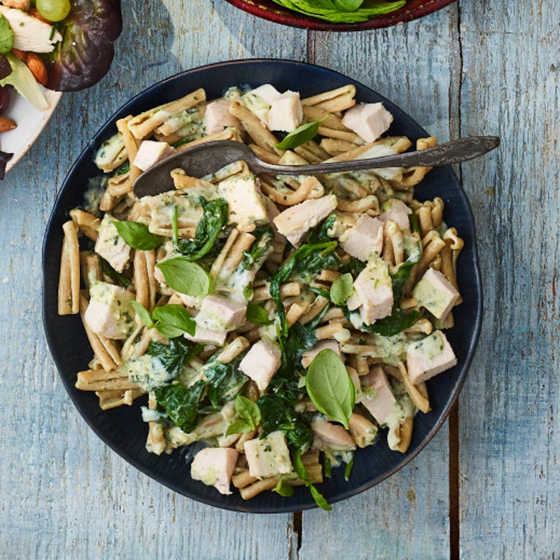 Photo de/du Poulet et pâtes au pesto par WW