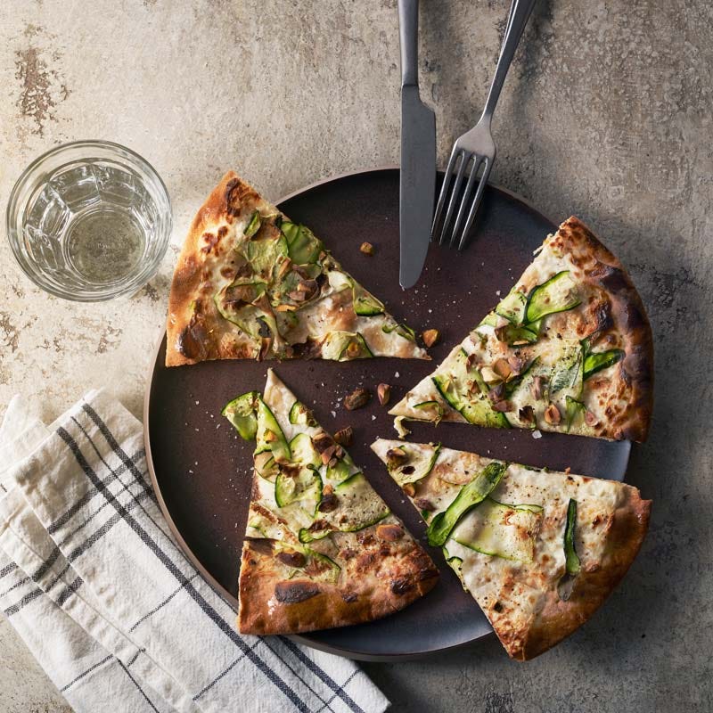ViktVäktarna - Libapizza med zucchini, chèvre och pistagenötter