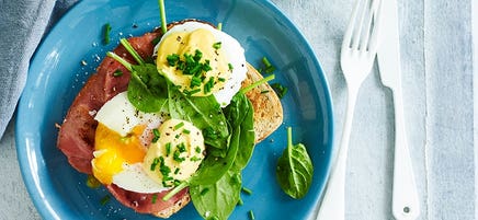 Eggs benedict