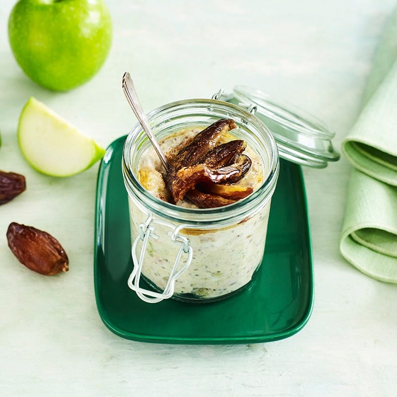 Apple pie overnight oats