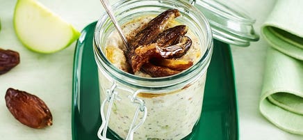 Apple pie overnight oats