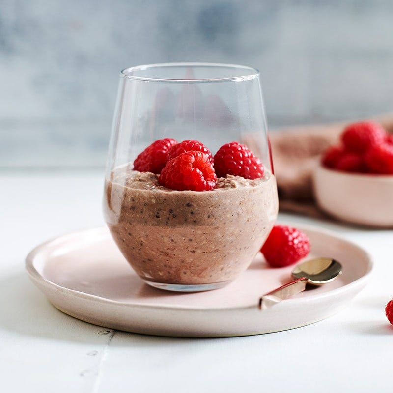 Peanut choc raspberry overnight oats