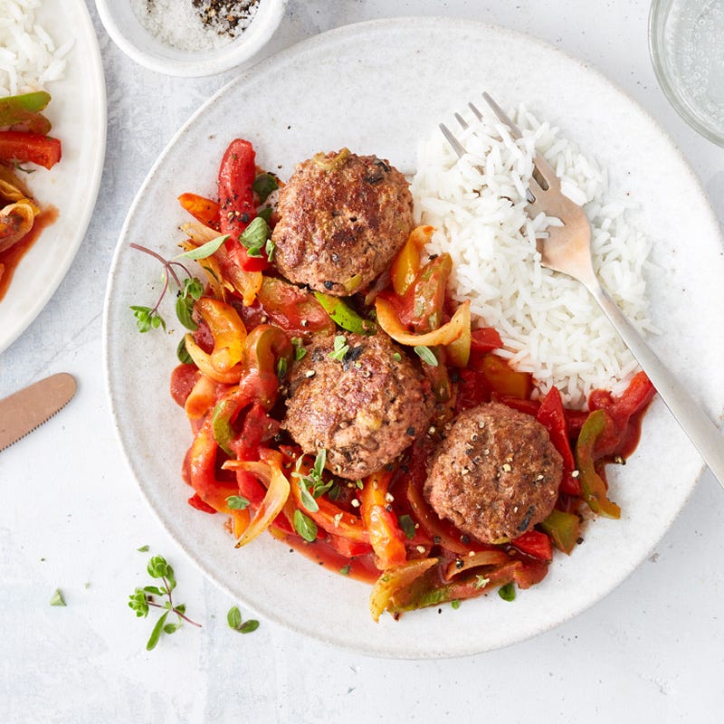 Fleischbällchen mit Peperonata