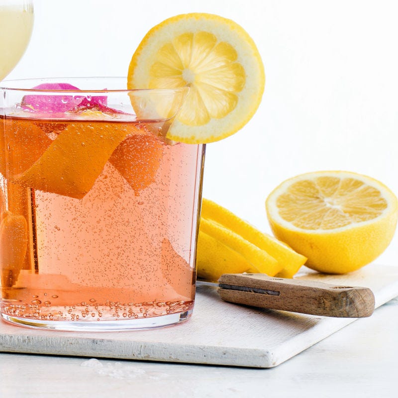 Photo of Rosé & elderflower spritzer by WW