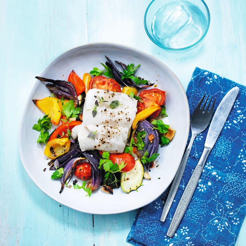 Photo de/du Merlu aux herbes avec légumes rôtis par WW