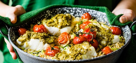 Rispanna med torsk och pesto