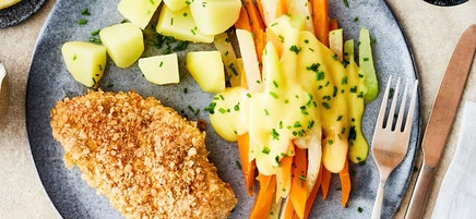 Escalope de poulet, choux-raves et légumes