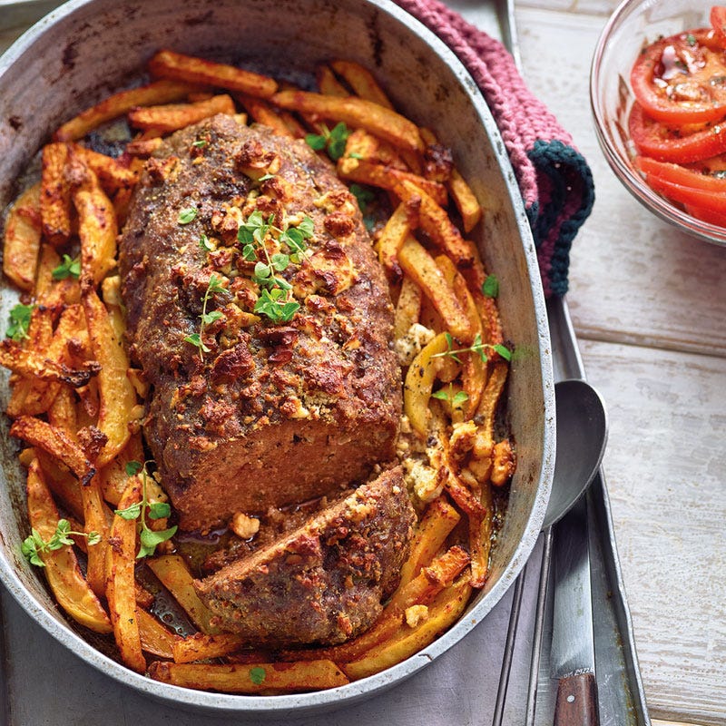 Griechischer Hackbraten mit Ofenpommes