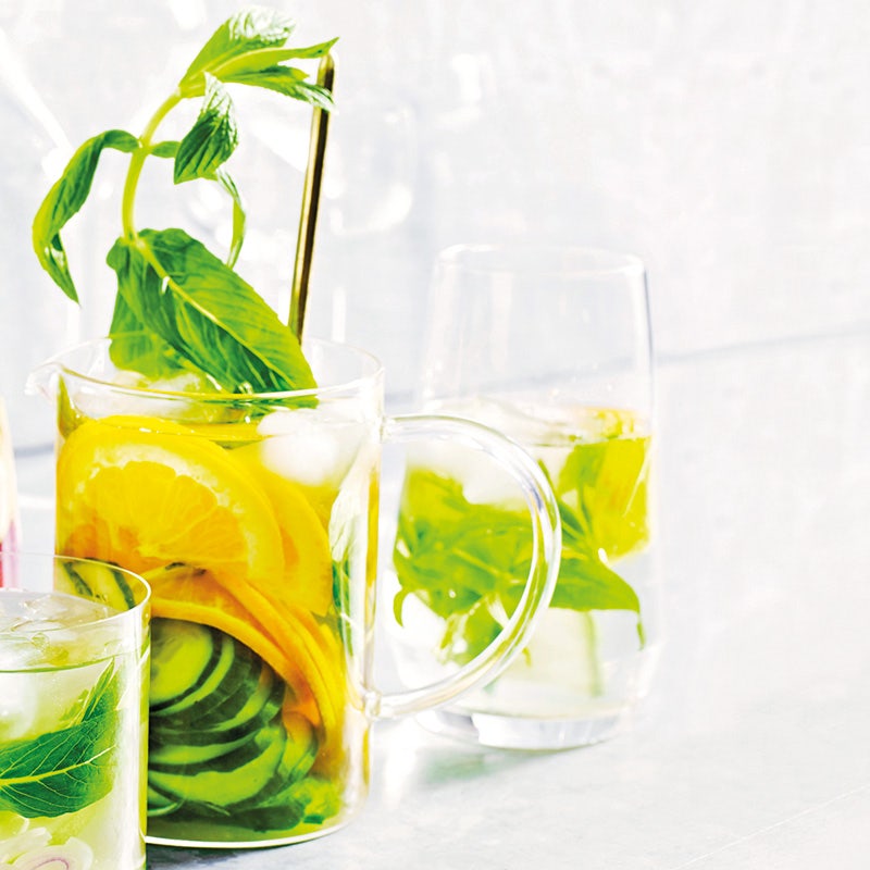 Gurken-Minz-Wasser mit Orange