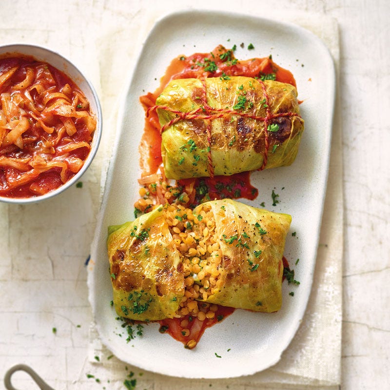 Kohlrouladen mit Linsenfüllung