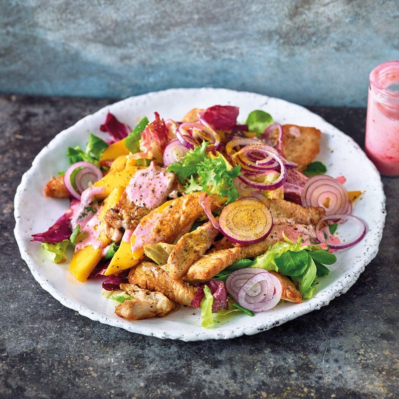 Fruchtiger Blattsalat mit Pute