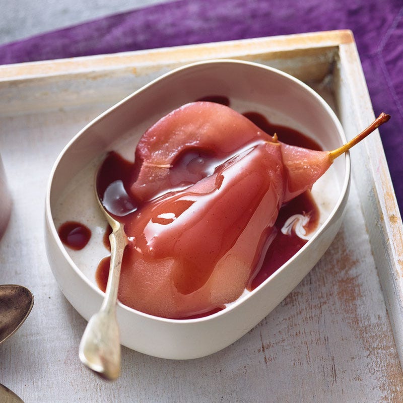 Rotweinbirne mit Vanillecreme
