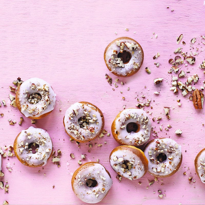 Süßkartoffeldonuts mit Pekannüssen