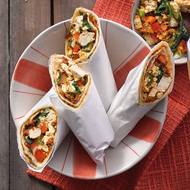 Frühstückswrap mit Tofu und Spinat