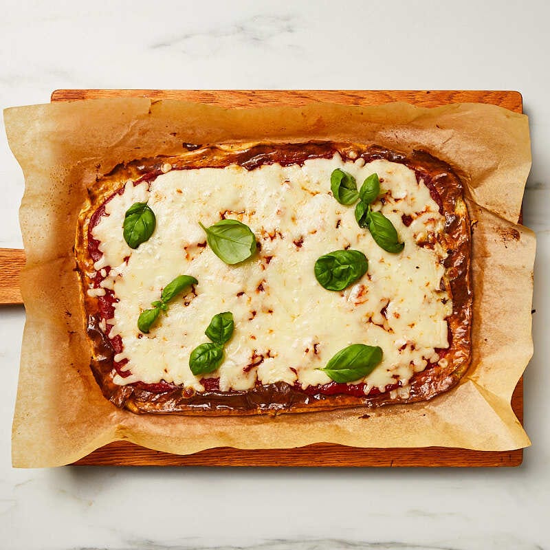 Low carb cheese pizza