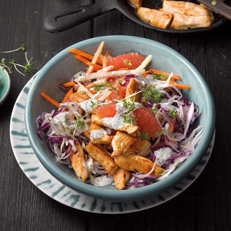 Rohkostsalat mit Putenstreifen