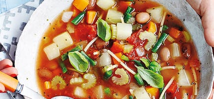 Soupe épicée de haricots et rutabaga