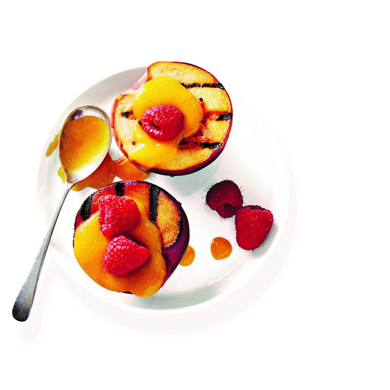 Photo of Barbecued peaches with mango purée by WW