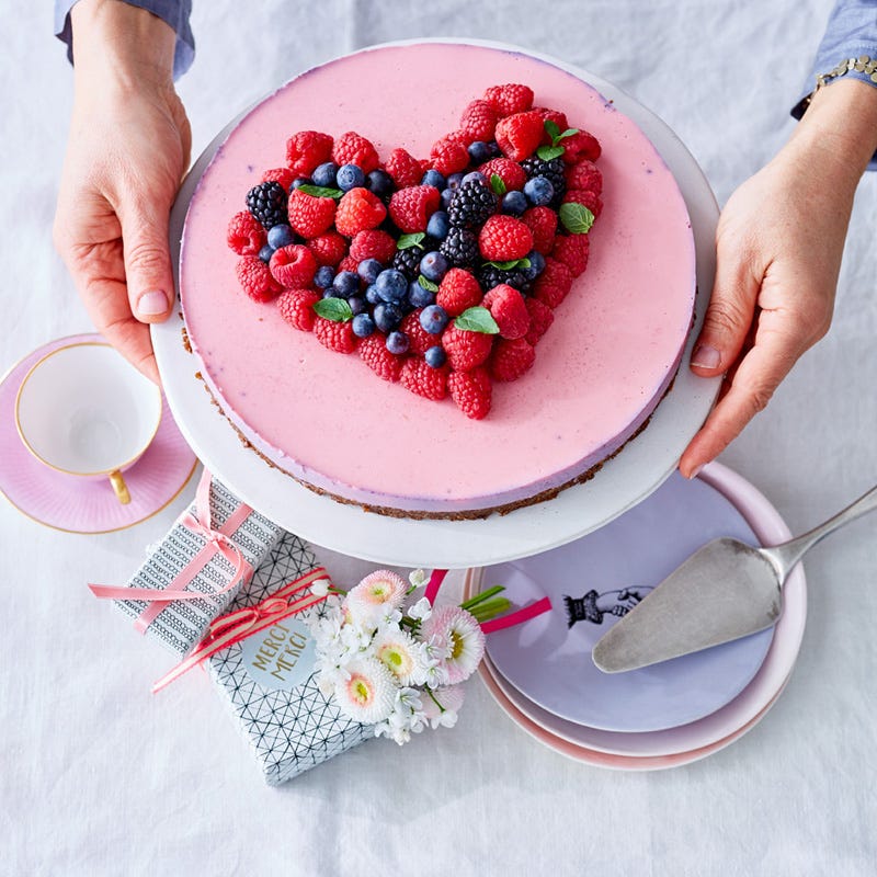 Beerige Muttertagstorte