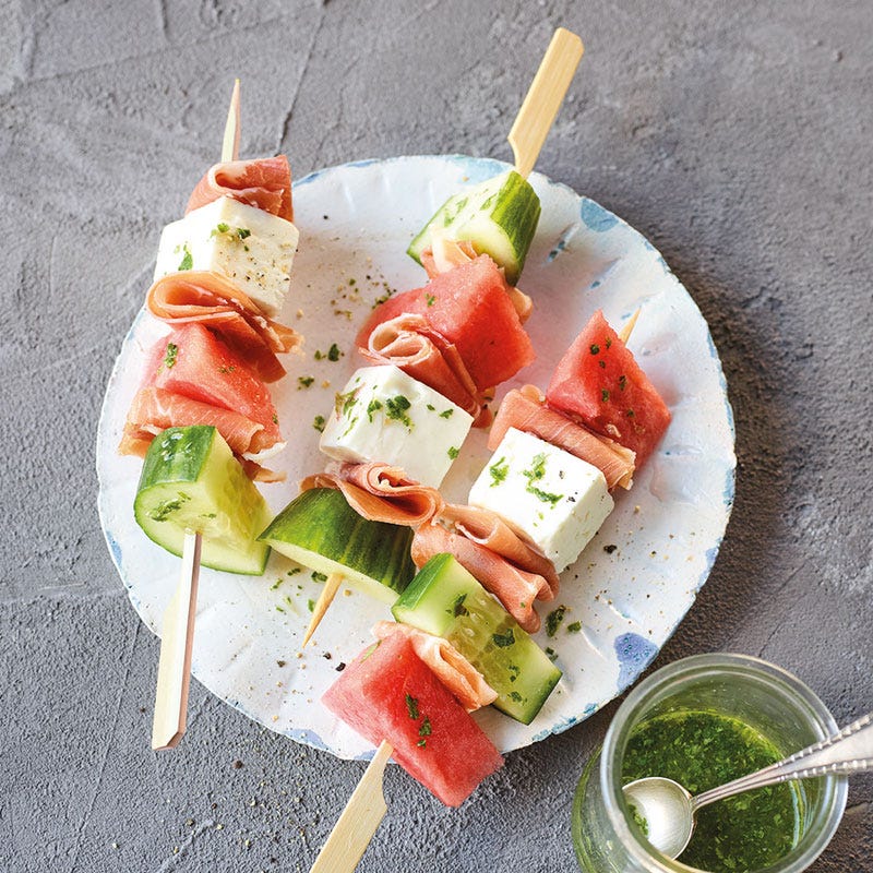 Fruchtige Schafskäse-Schinken-Spieße