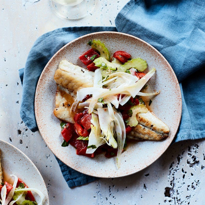 Photo de Vivaneau rouge grillé avec relish aux poivrons rôtis et fenouil par WW