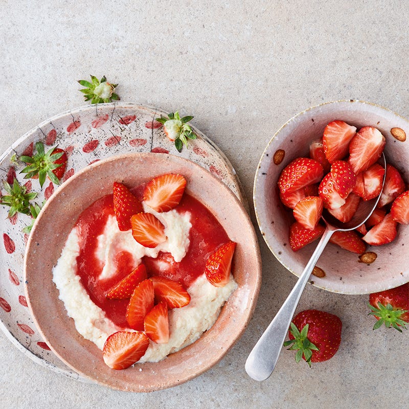 Griesmeelpap met aardbeien