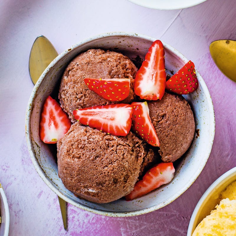 Photo of Vegan almond milk & cacao ice 'cream' by WW