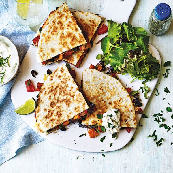 Bohnen-Quesadillas mit Süßkartoffel