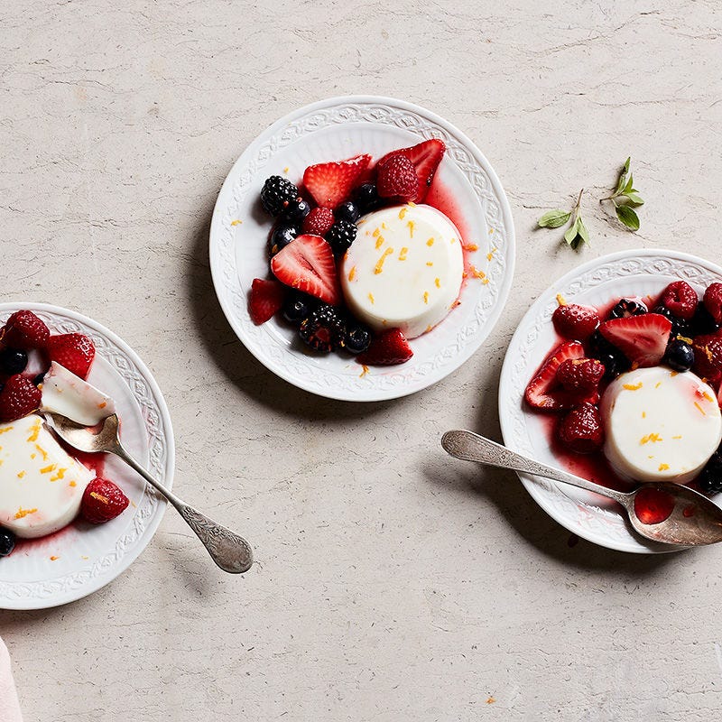Photo of Panna cotta with berries by WW