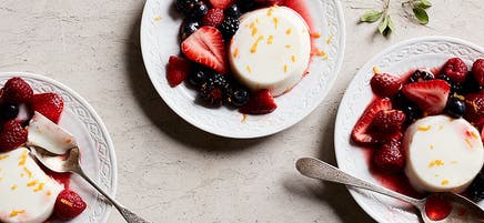 Panna cotta with berries