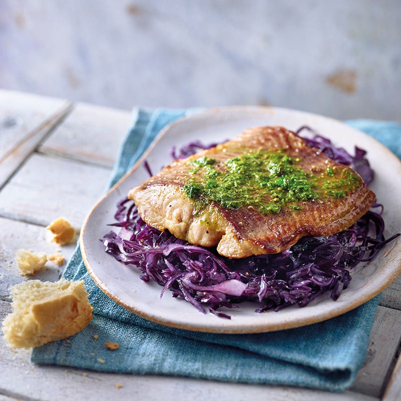 Foto van Gebakken meervalfilet met rodekoolsalade door WW