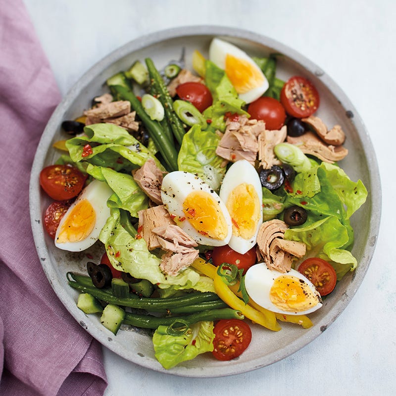 Foto van Salade Niçoise met ei en chili-limoendressing door WW