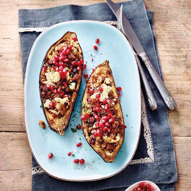 Foto van Gevulde aubergine met gehakt en granaatappel door WW