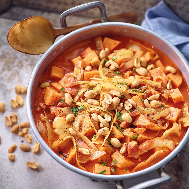 Foto van Pindapannetje met zoete aardappel en witte kool door WW