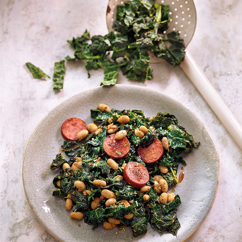 Photo de Étuvée de chou palmier, saucisse et haricots blancs prise par WW