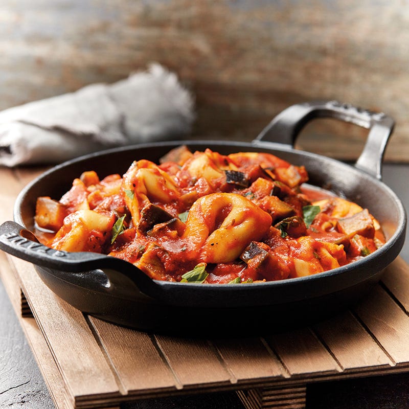 Foto van Tortellini in een mediterrane auberginesaus door WW