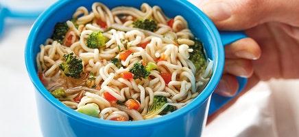 Snelle soep met mie