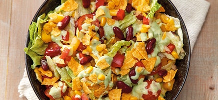 Mexicaanse tacosalade met avocadodressing