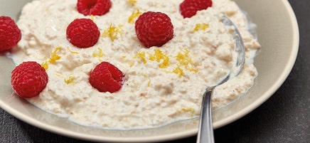Cheese-cake aux flocons d'avoine et framboises