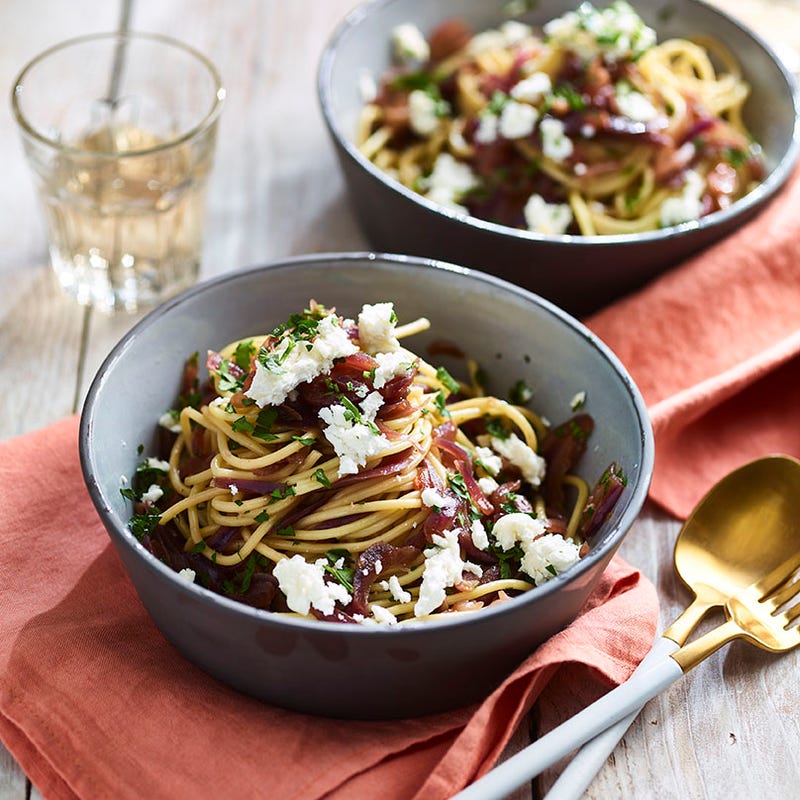 Photo of French onion spaghetti with goat's cheese by WW