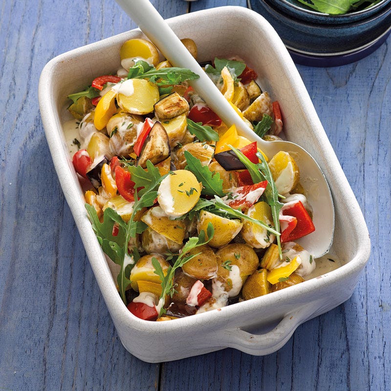Mediterraner Kartoffelsalat mit Aubergine