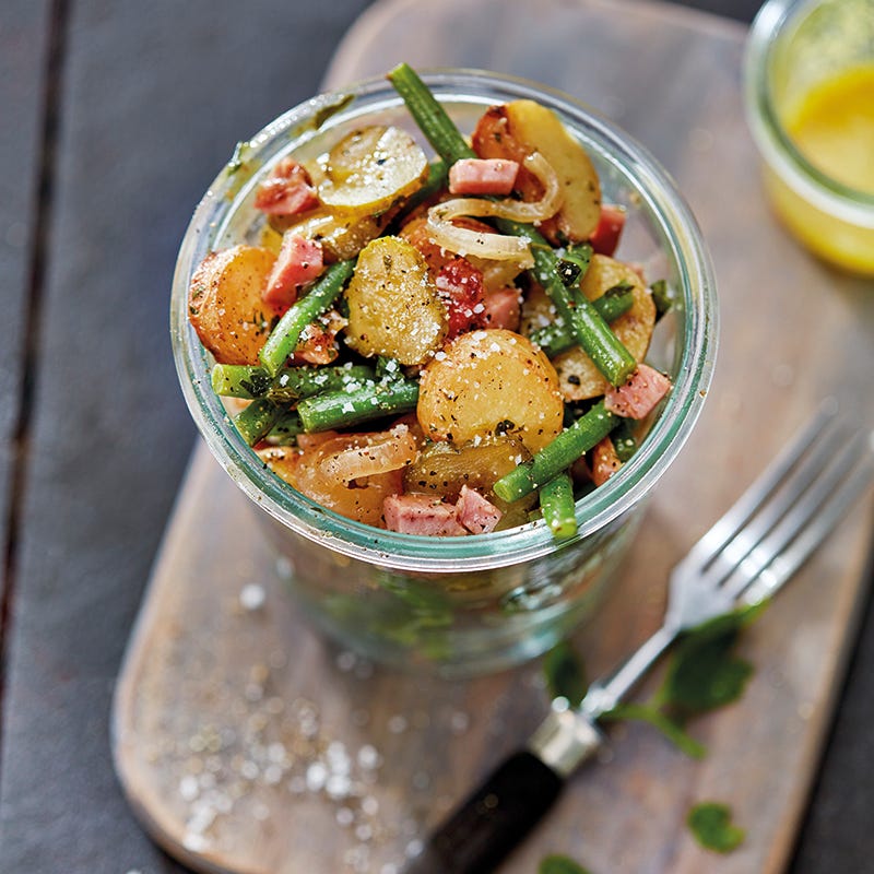 Foto van Gebakken aardappelsalade met sperziebonen en hamblokjes door WW