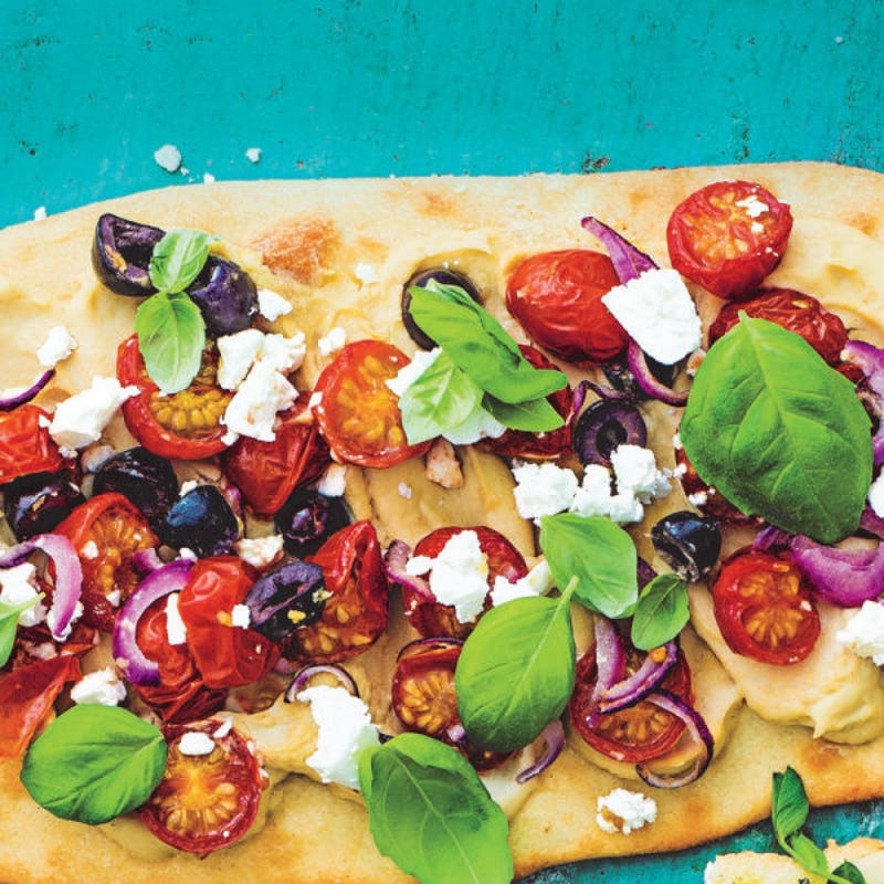 Photo de/du Pain plat végétarien avec feta, tomates et olives par WW