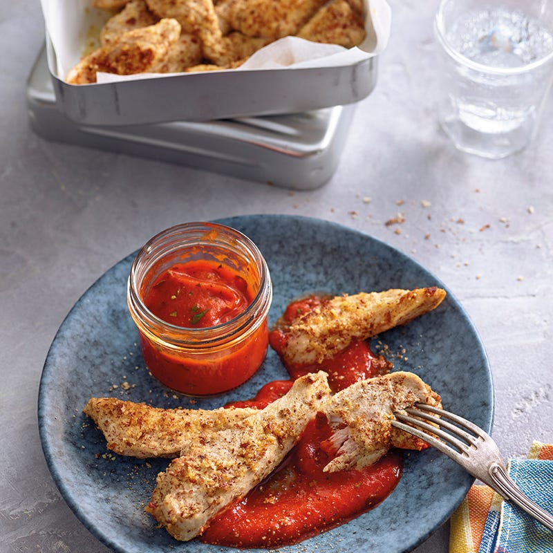 Foto van Kipsticks met paprika-amandeldip door WW