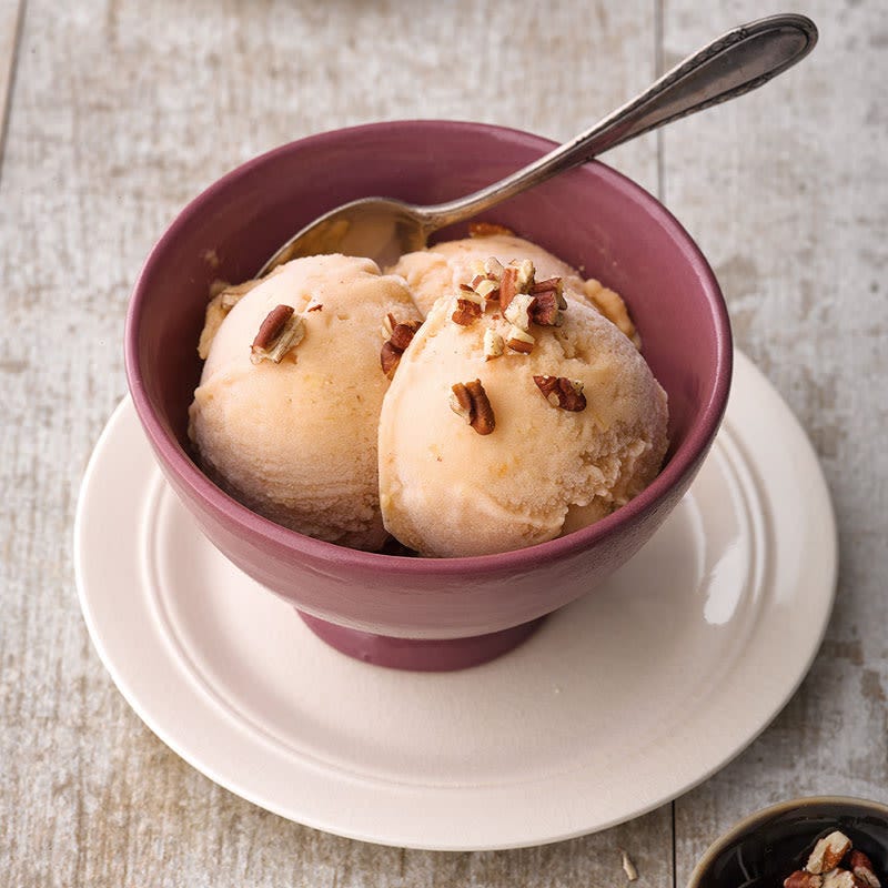 Süßkartoffel-Nicecream mit Ahornsirup