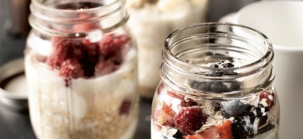 Overnight oats met zomerfruit