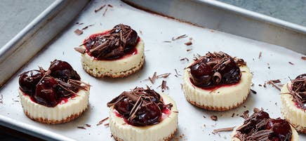 Kirsch-Käsekuchen mit Zartbitterschokolade
