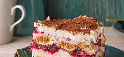 Waldfrucht-Tiramisu-Torte