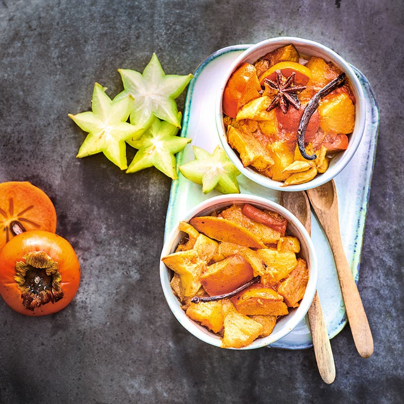 Compote de kaki, ananas et carambole aux épices